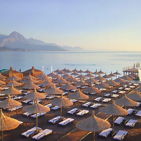 Imperial Tuerkiz Resort Hotel & Spa-3